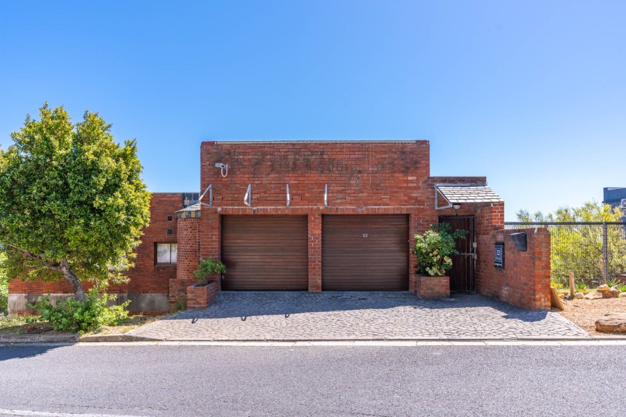 To Let 3 Bedroom Property for Rent in Bakoven Western Cape